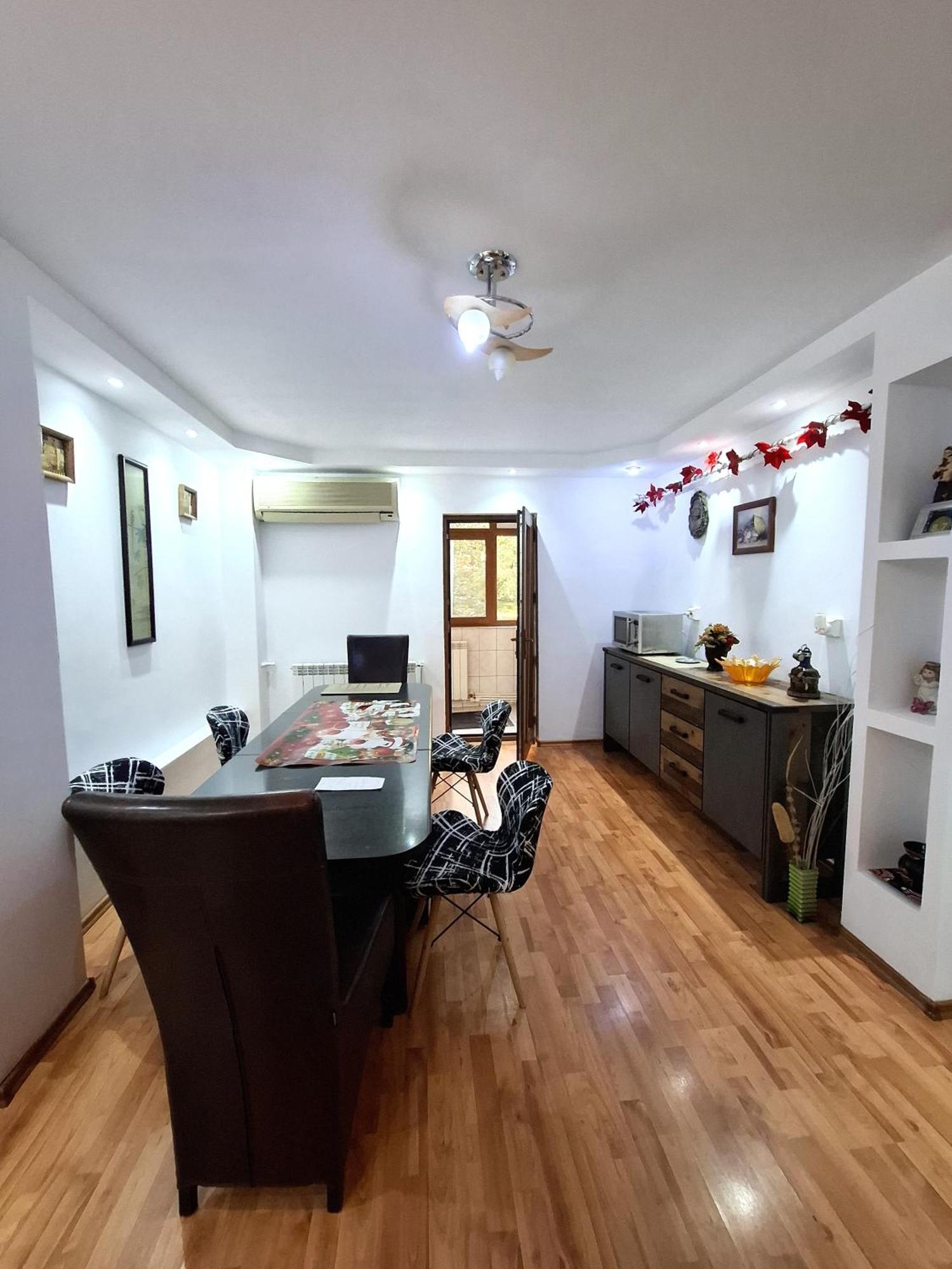 3-Room Delta Modern Residence Тулча Екстериор снимка